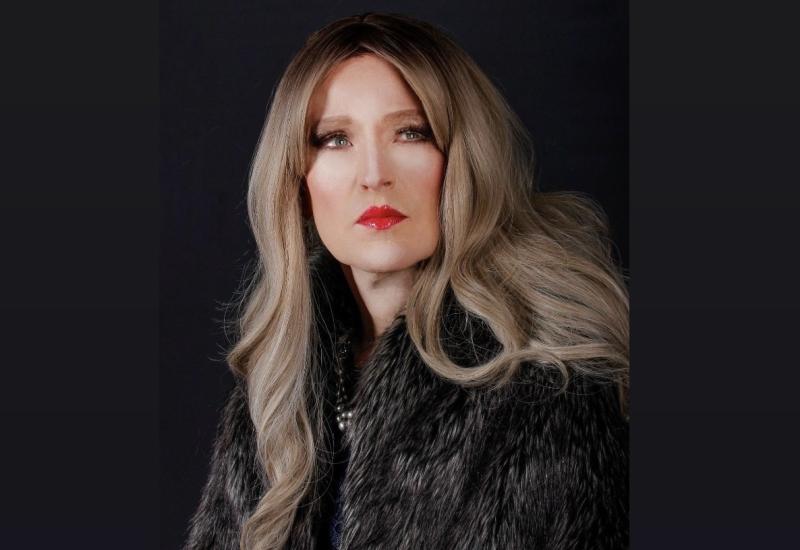 Voel je mooi, zelfverzekerd en stralend met een makeover fotoshoot